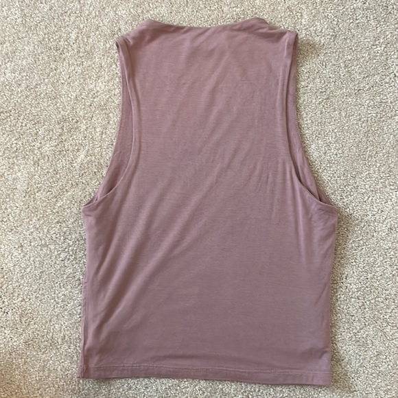 American Threads Tank Size Small - Picture 2 of 4
